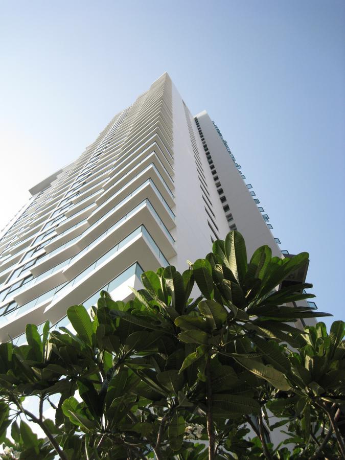 Wong Amat Tower Apartment Pattaya Exterior photo